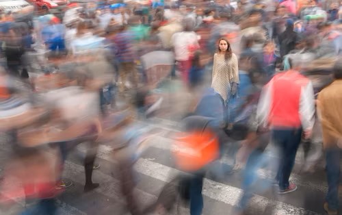 trauma triggers include crowded places.